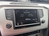 Volkswagen Passat 2.0TDI 110KW MANUAL MATRIX - náhled 34