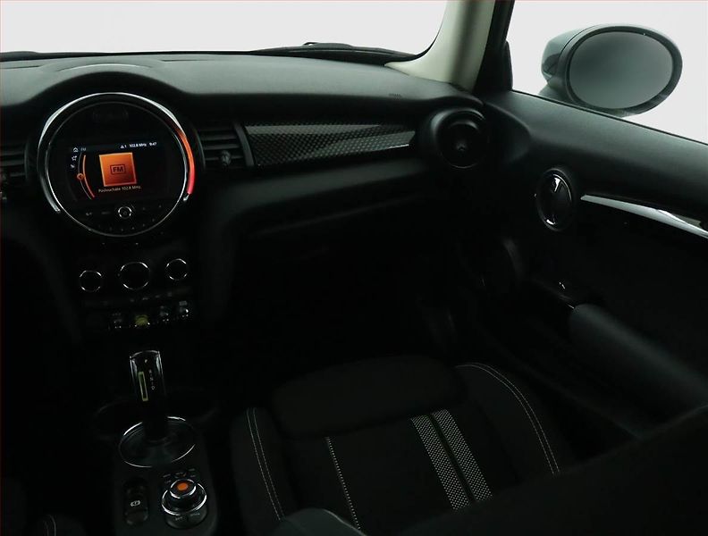 Mini Ostatní (2020) Cooper SE 32 kWh, SoH 95% - fotka 8 z 17