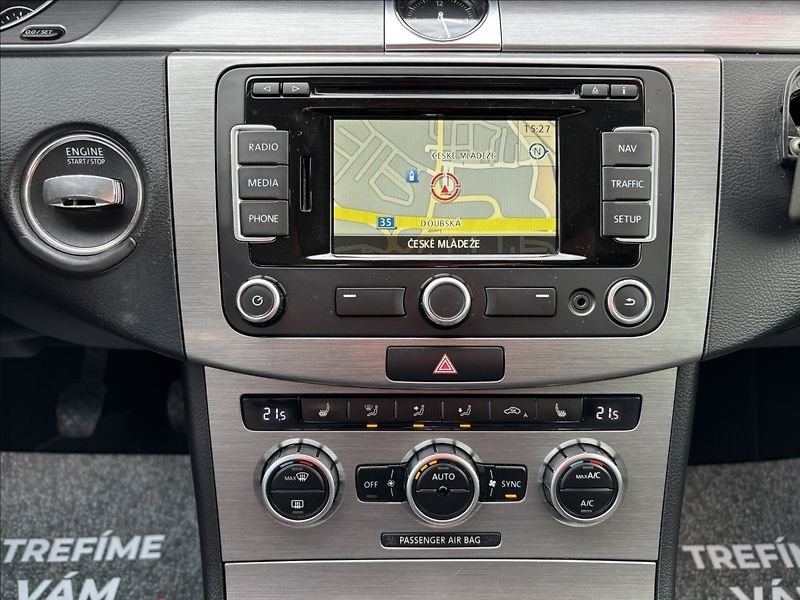 Volkswagen Passat Var. 2.0 TDi Comfortline - fotka 11 z 13
