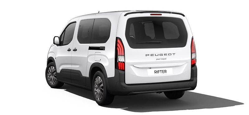 Peugeot Rifter (2026) LONG ALLURE BlueHDi 130 MAN6 - fotka 4 z 9