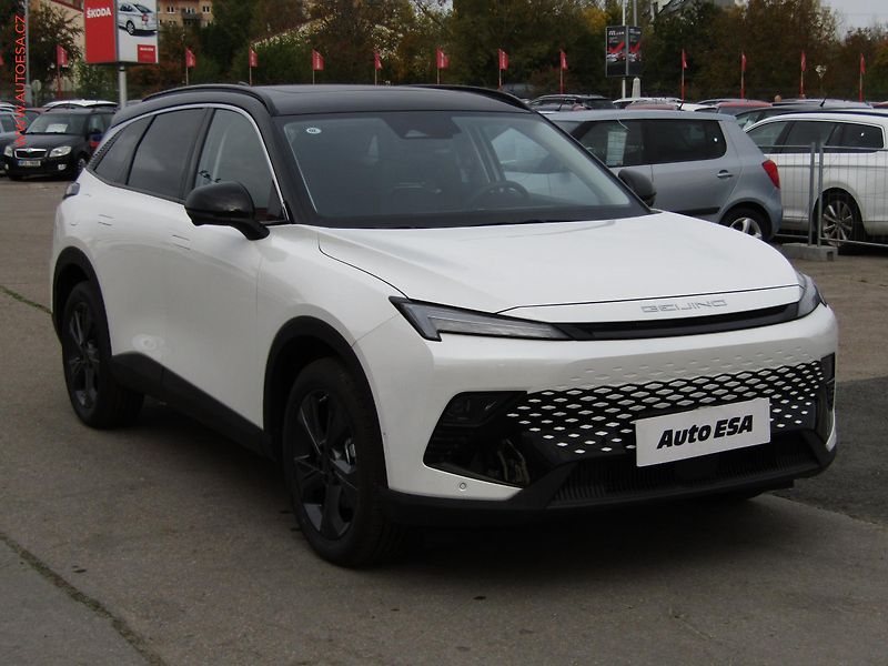 BAIC X55 (2025) 1.5T, ČR, AT, LED, kamera - fotka 1 z 23