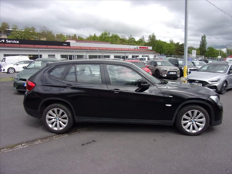 BMW X1 2,0 d xDrive - fotka 2 z 21