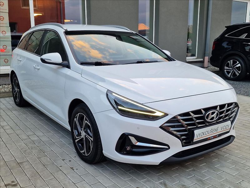Hyundai i30 1.0 T-GDI Smart Kombi,ČR,1Maj - fotka 3 z 50
