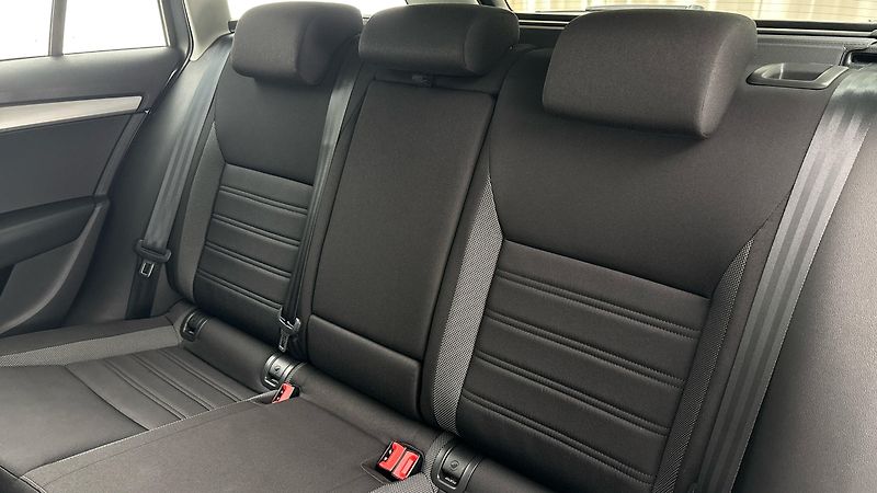 Škoda Octavia 1.5 TSI G-Tec DSG Ambition Com - fotka 16 z 23
