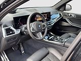 BMW X5 M60i - náhled 9