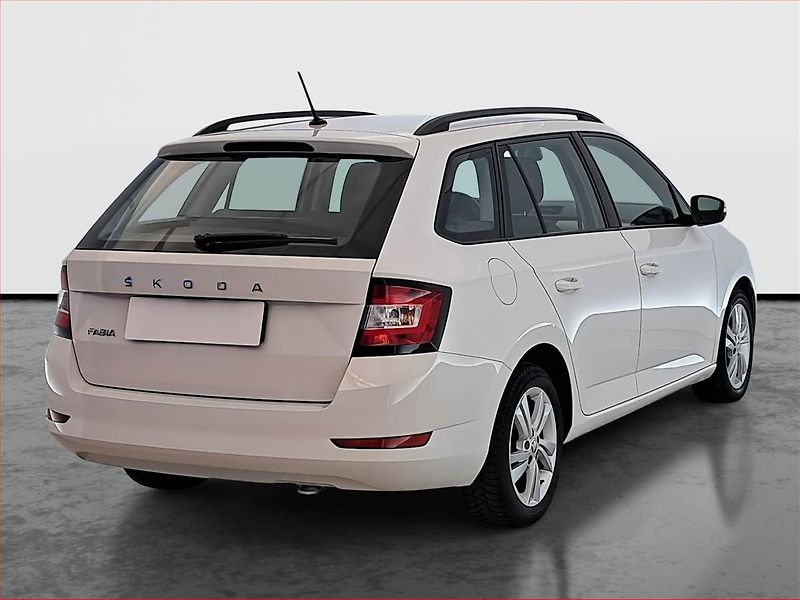 Škoda Fabia (2021) Ambition 1.0 TSI, Serv.kniha - fotka 5 z 16