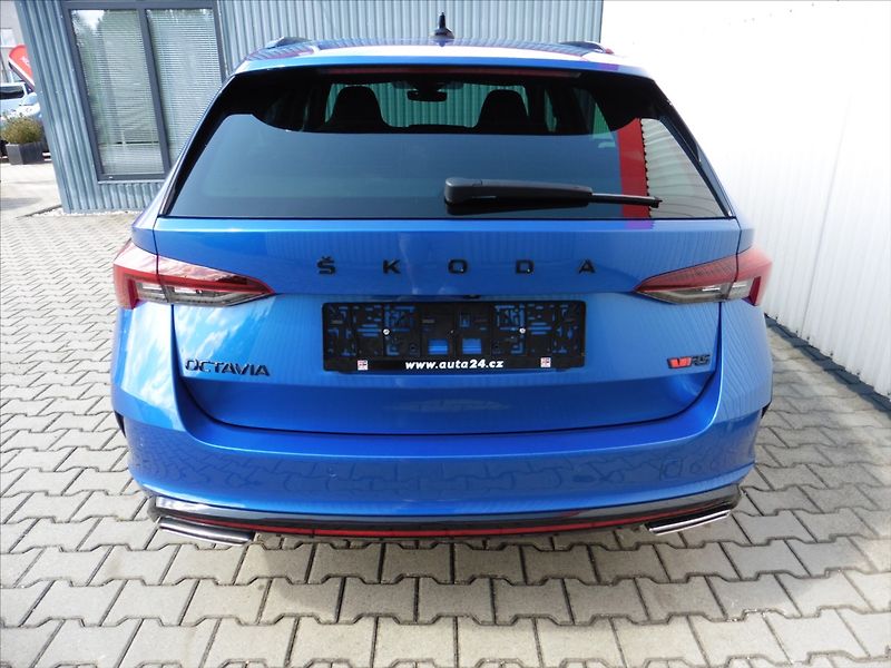 Škoda Octavia 2,0 TDi IV RS Combi DSG - fotka 7 z 20