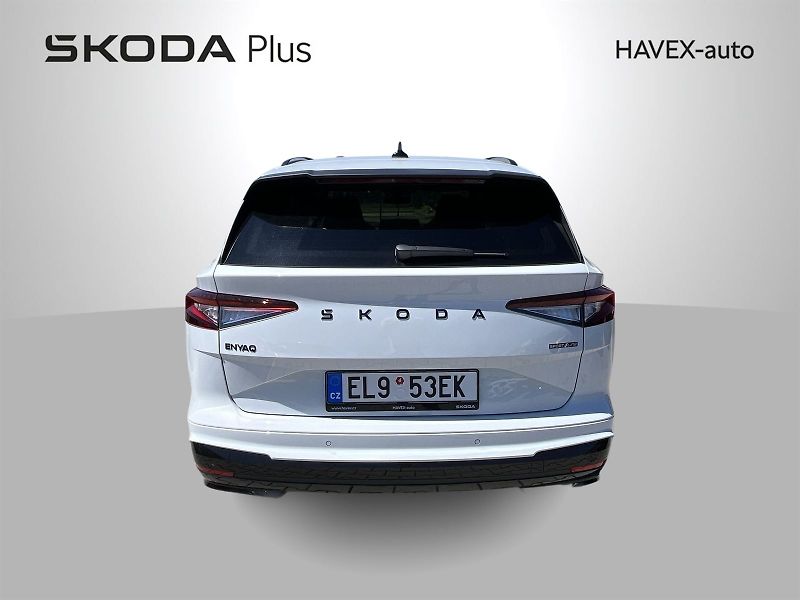 Škoda Enyaq (2025) 82 kWh 210kW Sportline 85 - fotka 6 z 27