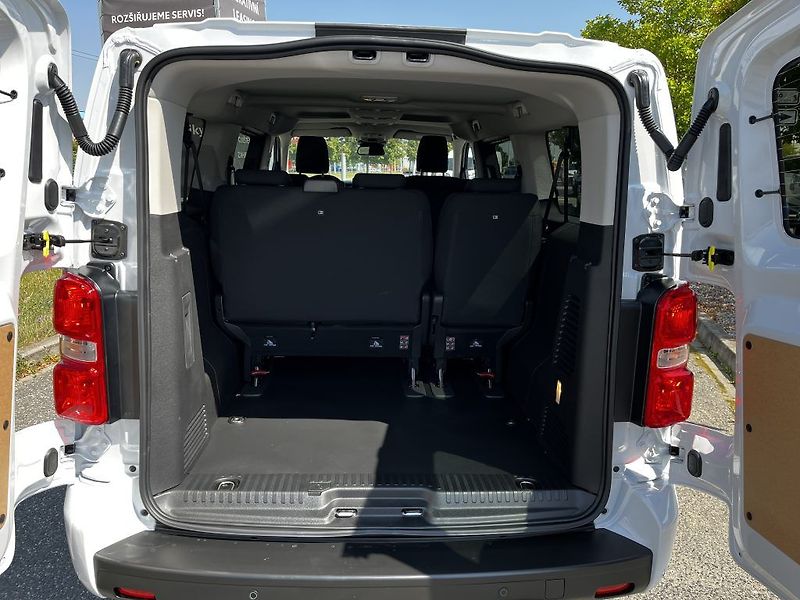 Toyota ProAce Verso 2.0D 140k 6MT Business Comfort - fotka 6 z 34