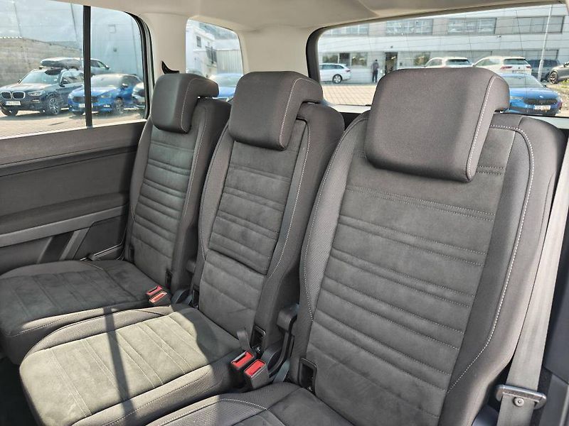 Volkswagen Touran Comfortline 7DSG 1,5TSI - fotka 8 z 22