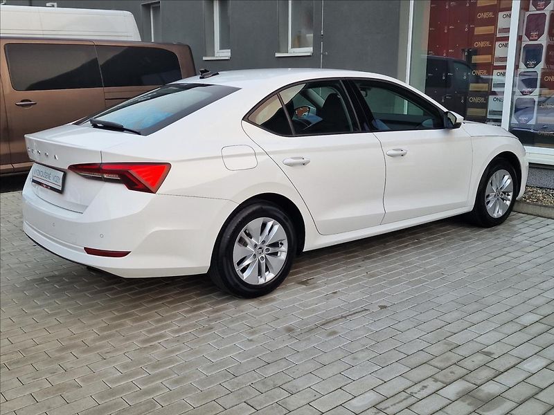 Škoda Octavia 2.0TDI Ambition,ČR,1.Majitel - fotka 11 z 50