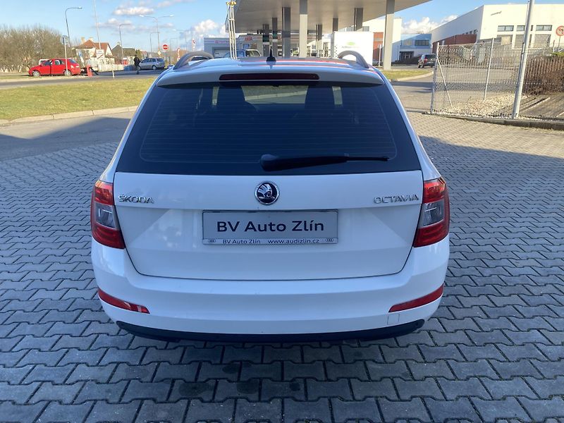 Škoda Octavia (2015) III. 1.6 TDI, Navigace - fotka 7 z 34