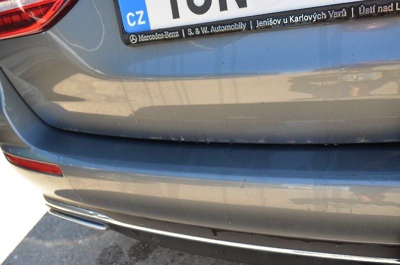 Mercedes-Benz Třídy E - fotka 11 z 15