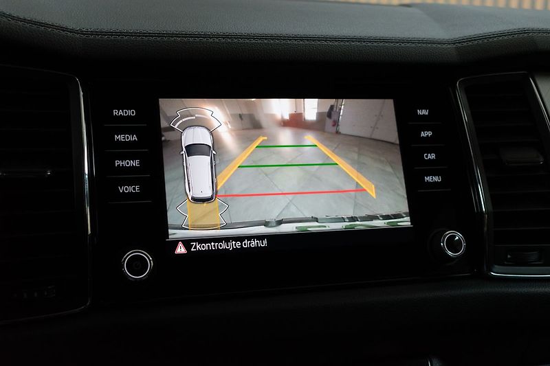 Škoda Kodiaq 2.0 TDI 110kW*DSG*KAMERA*DPH* - fotka 19 z 37