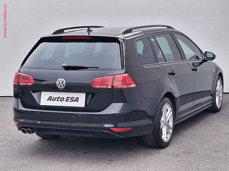 Volkswagen Golf (2015) 2.0 TDi, GTD, bixenon - fotka 4 z 18