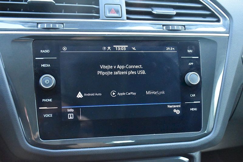 Volkswagen Tiguan (2020) LIFE 1.5 TSI 110 KW 7DSG - fotka 17 z 33