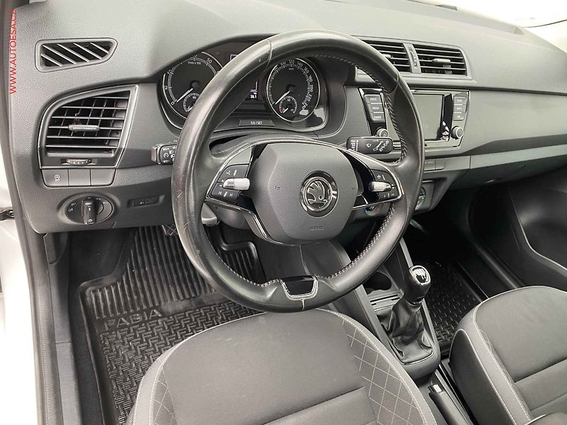 Škoda Fabia (2022) 1.0 TSi, 1.maj,ČR, Ambition - fotka 12 z 17