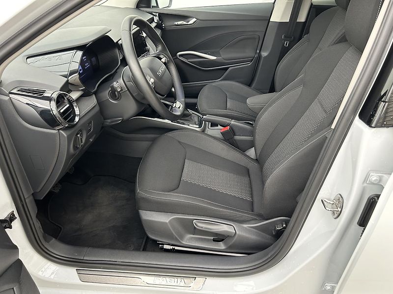 Škoda Fabia 1.0 TSI Top selection - fotka 7 z 24