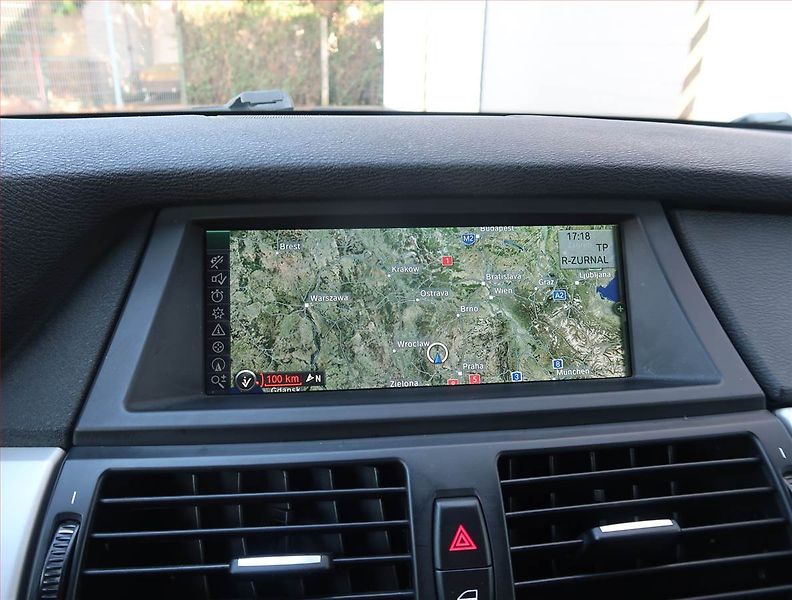 BMW X6 (2013) xDrive30d, 4X4, Automat - fotka 25 z 27