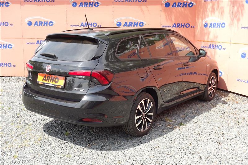 Fiat Tipo 1,4 T-JET 88KW, ČR, SERVIS.KN. - fotka 7 z 38