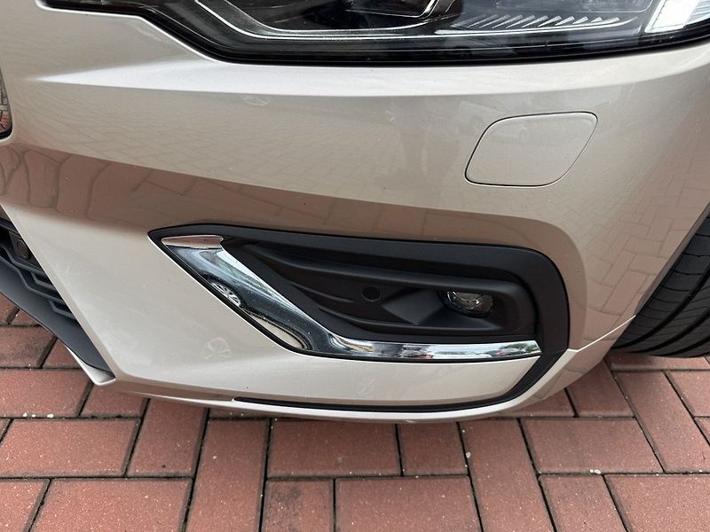 Volvo S60 (2024) 2.0i B4 Core Ad.LED Kamera - fotka 33 z 46