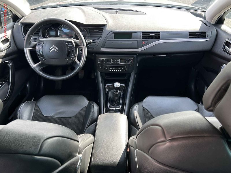 Citroën C5 (2010) 2.0 HDi, ČR, STK9/28 - fotka 8 z 18