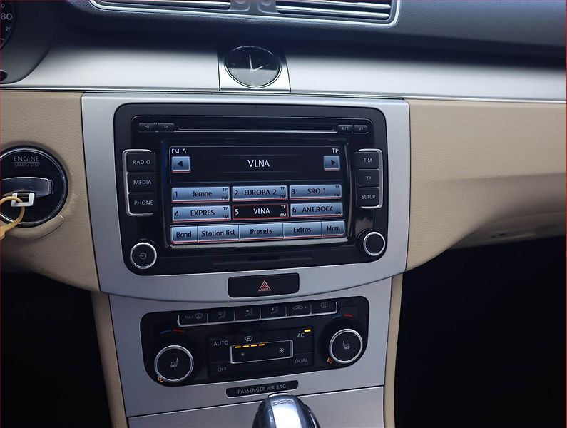 Volkswagen Passat CC (2012) 2.0 TDI, Automat, Xenony - fotka 12 z 19