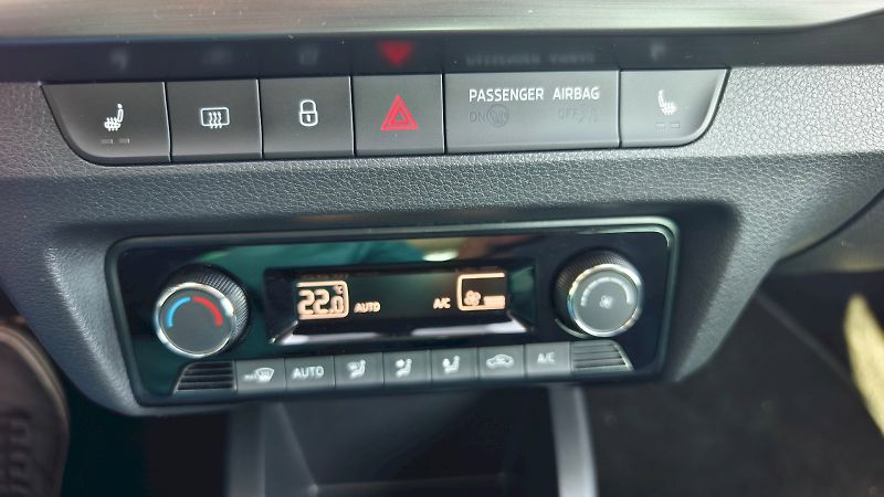 Škoda Fabia (2021) FAB COM STYLE 70TSI/1.0 M5F LE - fotka 14 z 31