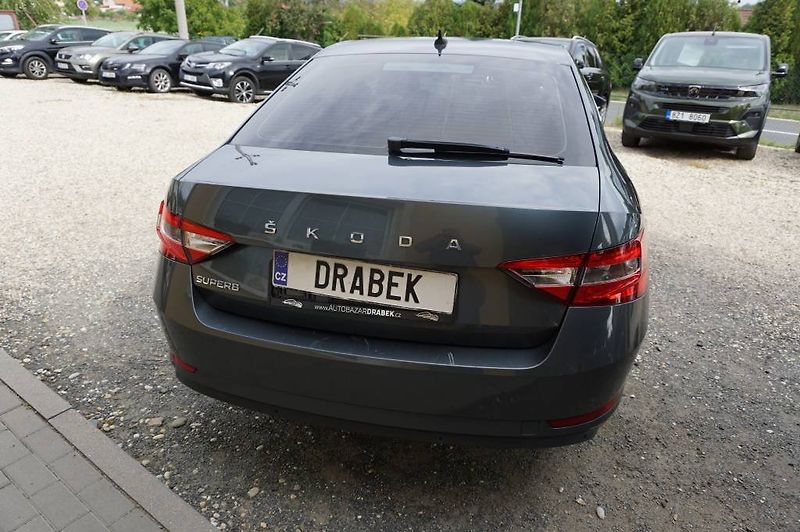 Škoda Superb (2020) 2.0 NOVÉ  V ČR - fotka 30 z 30