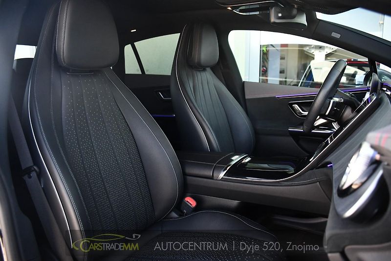 Mercedes-Benz EQE 350 AMG 4MATIC PANORAMA  - fotka 17 z 55
