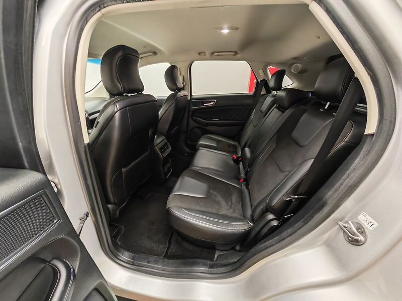 Ford Edge 2.0 Automat, 154 kW - fotka 24 z 44