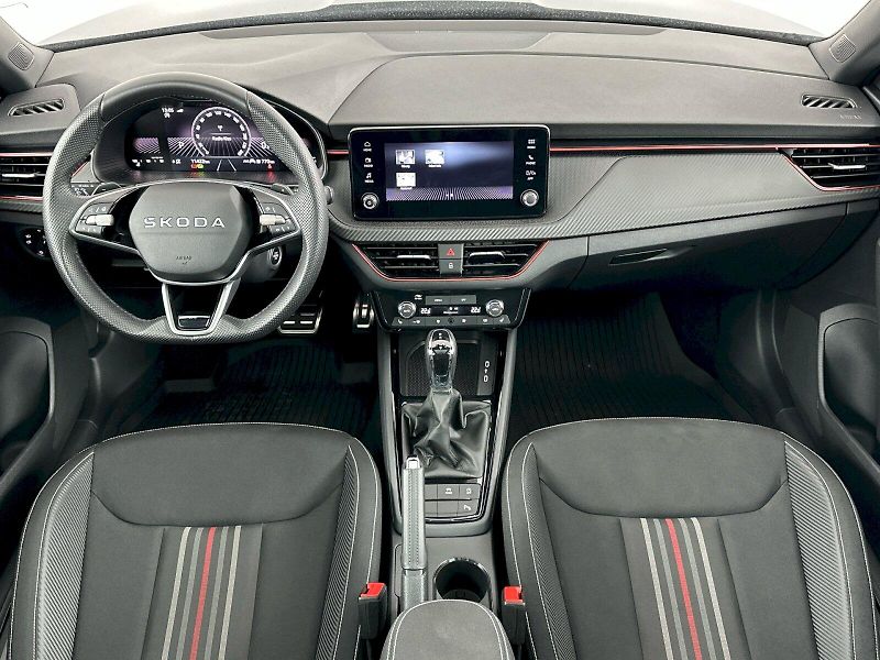 Škoda Kamiq (2025) DSG 1.5TSI 110kW Monte Carlo - fotka 5 z 33