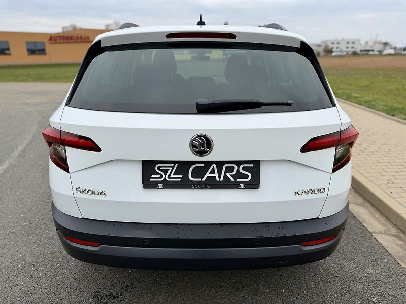 Škoda Karoq 1.0 TSI NAVI TAŽNÉ SERVISKA - fotka 4 z 46