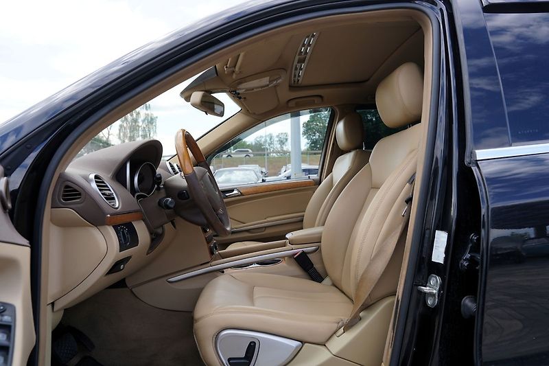 Mercedes-Benz GL 320 CDI 4Matic/navi/kůže - fotka 24 z 44