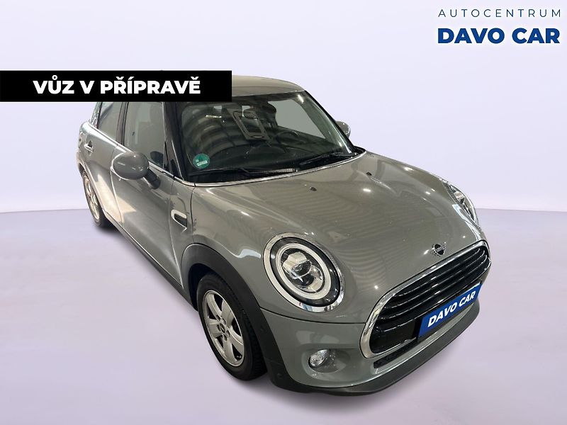 Mini Cooper 1,5 100 kW 1.Maj. Aut.klima - fotka 2 z 12