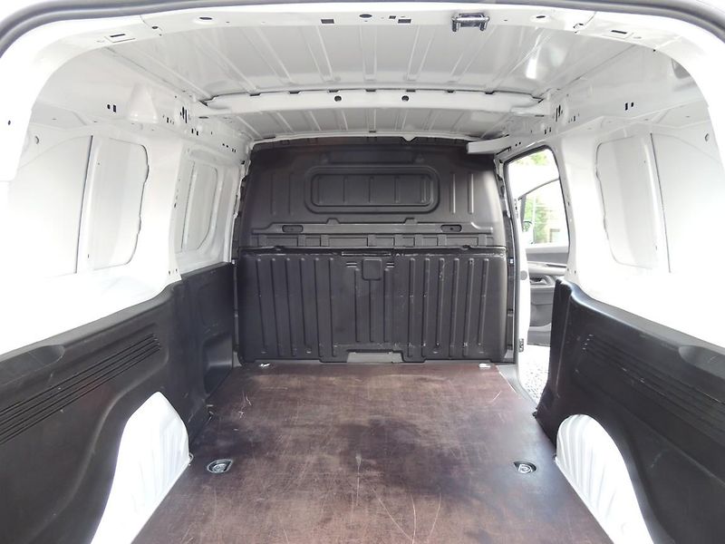 Fiat Dobló cargo (2023) 1.5HDi,L2,ČR,1.majitel - fotka 19 z 30
