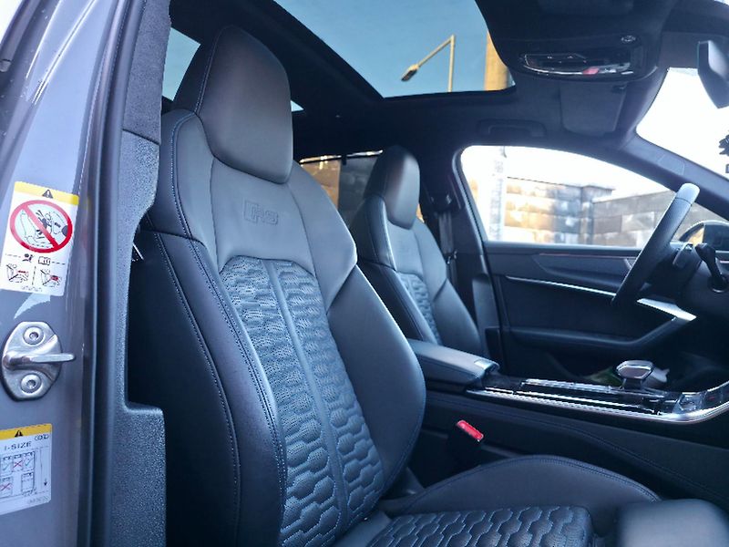 Audi RS 6 (2023) 463kw*MATRIX*HUD*ZÁRUKA*PANO* - fotka 11 z 12