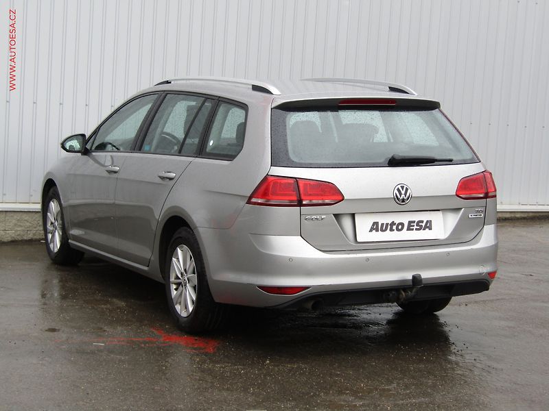 Volkswagen Golf (2015) 1.6TDi, ČR, Comfortline - fotka 6 z 16