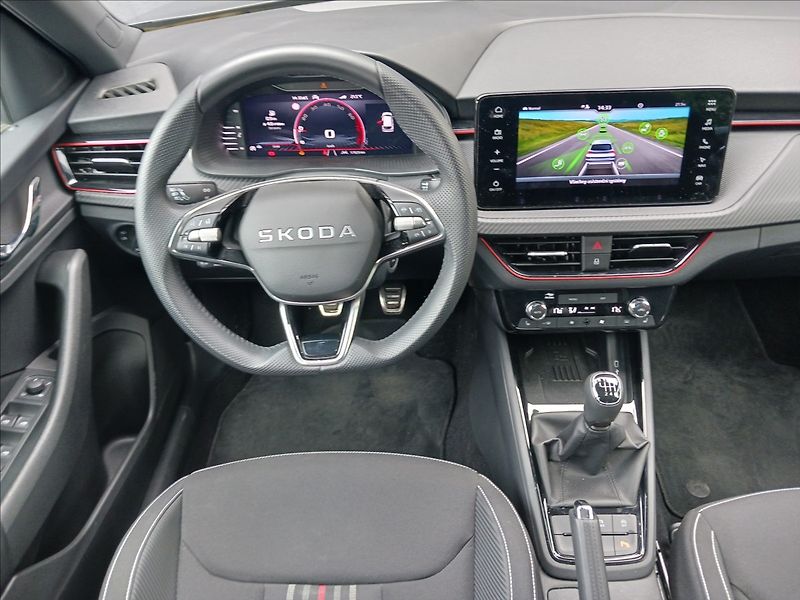 Škoda Kamiq 1,5 TSI 110kW MONTE CARLO - fotka 18 z 27