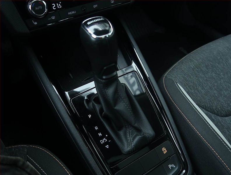 Škoda Kamiq (2019) 1.6 TDI, Automat, Navi - fotka 13 z 24