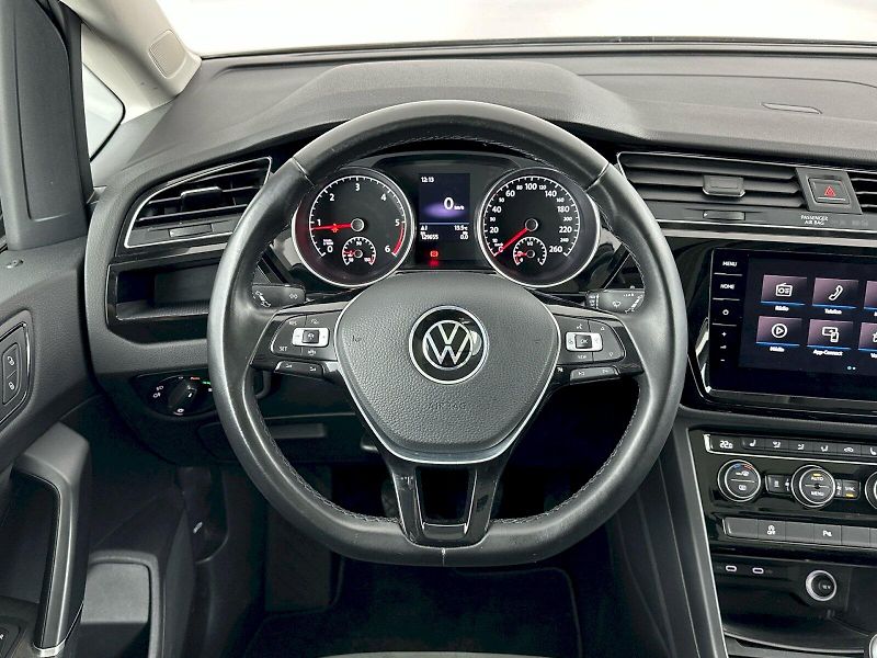Volkswagen Touran (2022) Comfortline 2.0 TDI 90kW - fotka 10 z 33