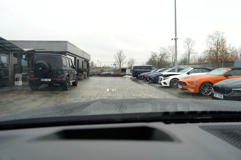 BMW Řada 7 740d xDrive/9AT/Lasery/Mpaket - fotka 47 z 50