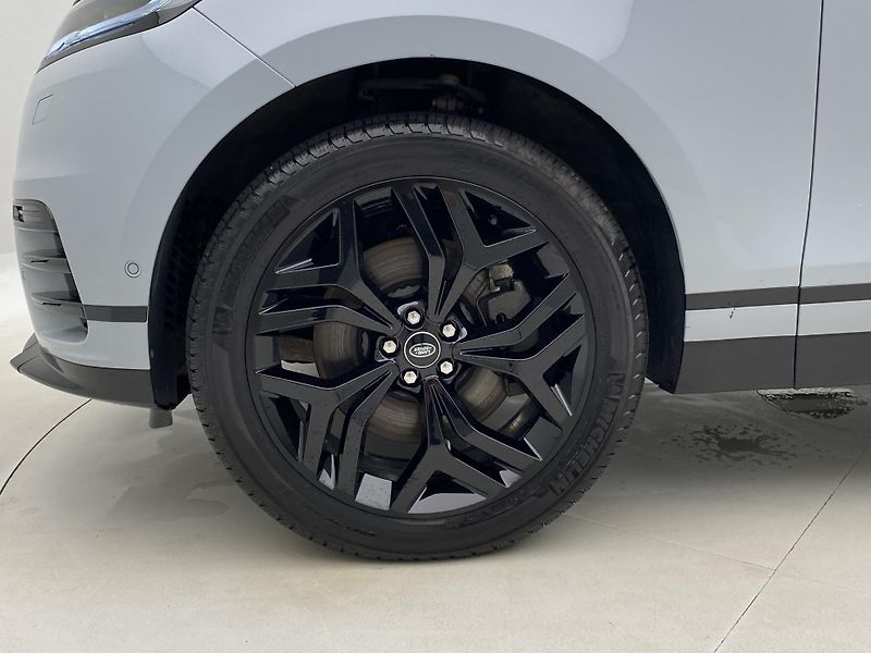 Land Rover Range Rover Velar D300 DYNAMIC SE AWD AUT CZ - fotka 34 z 50