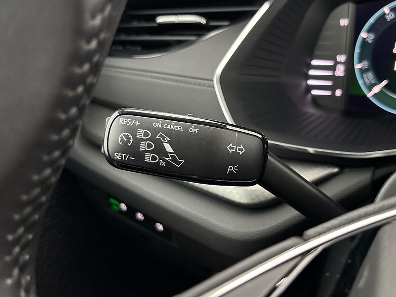 Škoda Octavia Ambition - fotka 22 z 25