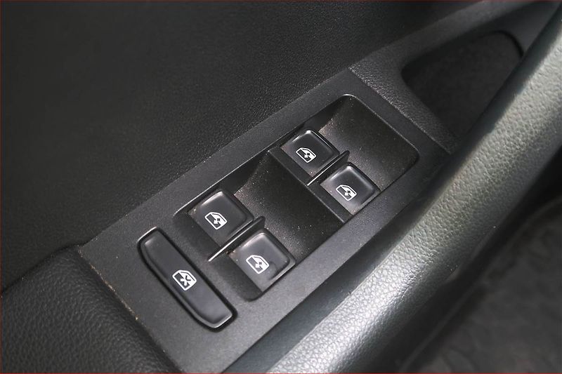 Škoda Octavia (2016) Style 2.0 TDI, 4X4, Navi - fotka 15 z 15
