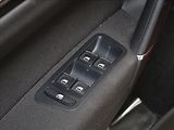 Volkswagen Golf Sportsvan 1,6 TDi 81kW Highline 120tkm! - náhled 17