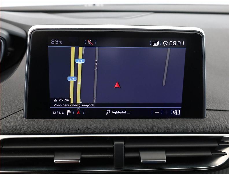 Peugeot 3008 (2017) 1.6 BlueHDi, Automat - fotka 14 z 18