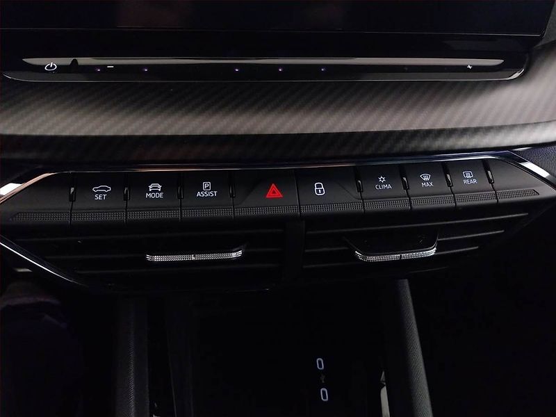 Škoda Octavia (2022) RS 2.0 TSI - fotka 19 z 24