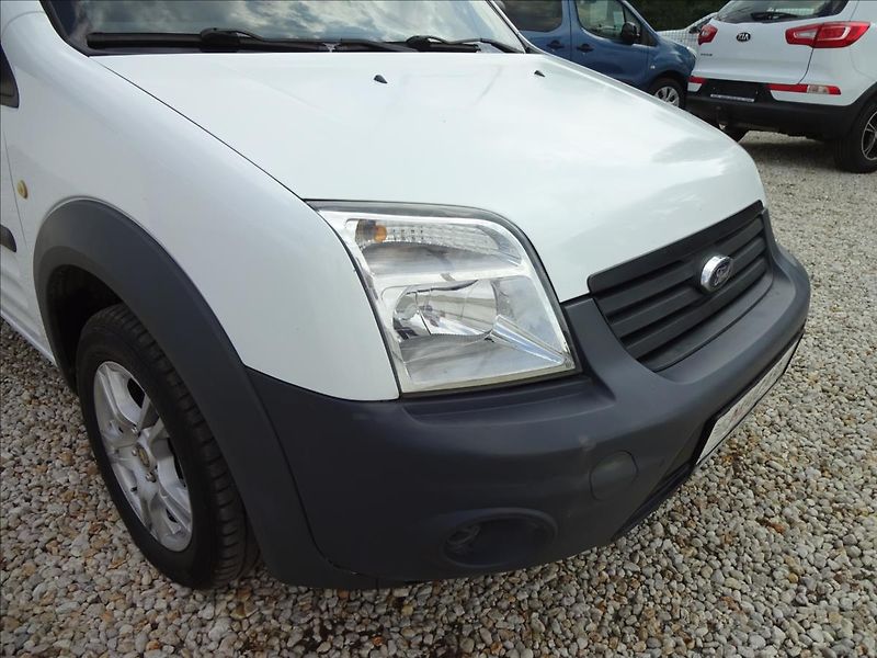 Ford Transit Connect 1,8 TDCi 66kW !!DPH!! - fotka 11 z 42