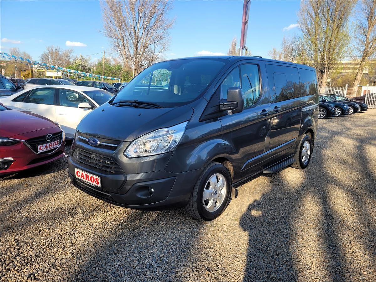 Ford Tourneo Custom 2,0 tdci,Titanium,8míst,klima